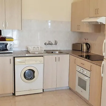 Apartament 401 Camelia Court